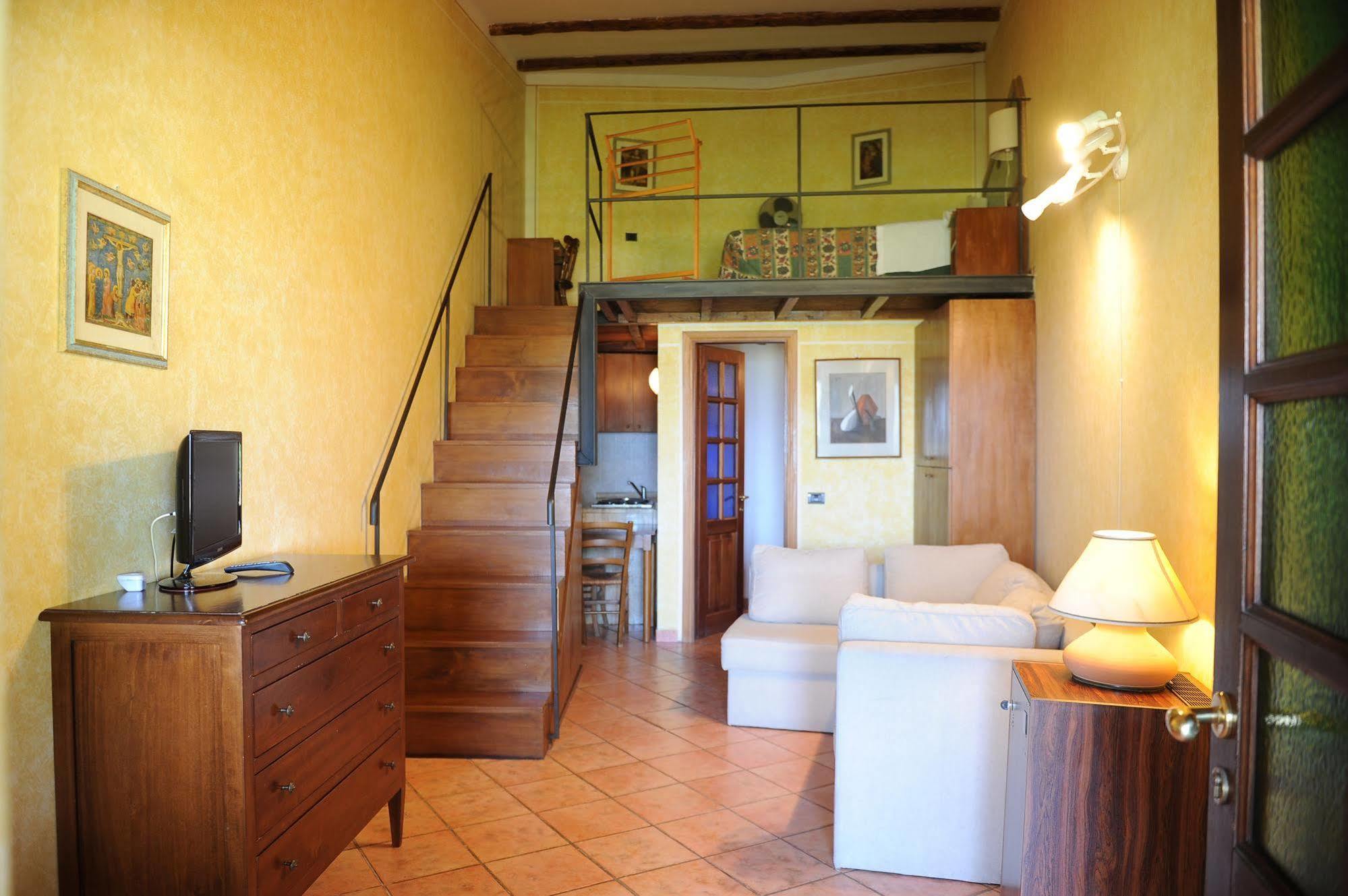 Hotel Il Poggio Dei Pettirossi Bevagna Exterior foto